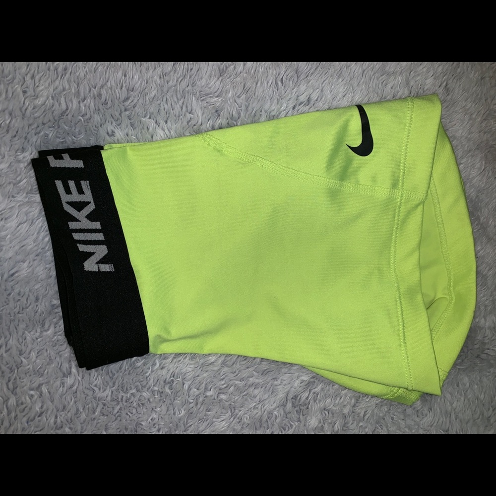 Highlighter yellow Nike spandex